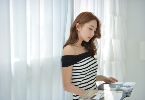 korean-dreams-girls:  Park SooYeon - April 18, 2014 Set