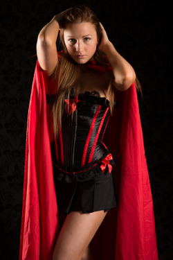 hotcosplaychicks:  Red Riding Hood by SinfulCosplay Follow us