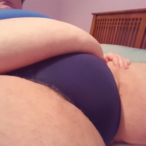 kittystefon:  Got some 4XL briefs from Amazon.. i donâ€™t think theyâ€™re 4XL  Either way they look great ðŸ‘ðŸ»!