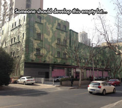 srsfunny:  Empty Spacehttp://srsfunny.tumblr.com/
