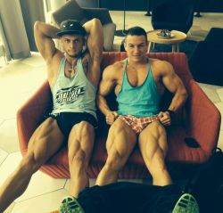 musclegazer:  welcometomuscleville:  Just chillin’ at home