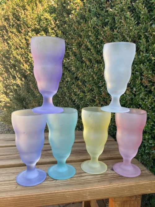 figdays:    Frosted Satin Mixed Colored Pastel Smoothie Glasses