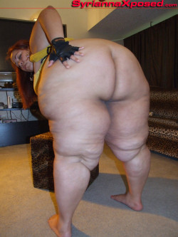 ssbbwfanatic:  Great huge ass but I really love how meaty and