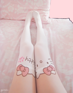 poison-marie-deactivated2019091:  Hello Kitty tights from Syndrome.