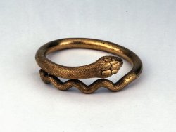 60es:  Ancient Roman gold bracelet in the form of a coiled snake 1st century AD, Pompeii (The British Museum)  