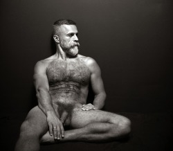 Follow my two hairy men blogs: http://sambrcln.tumblr.com http://hairysex.tumblr.com