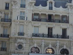 versanus:  justsulk:  Hotel De Paris - A picture I took in Monte-Carlo,