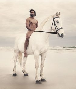 loucaeapaixonadasempre:    Manu Bennett