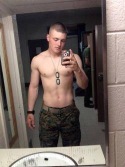 guyprime:  militarymencollection:  And a hello to mymilitaryboys.