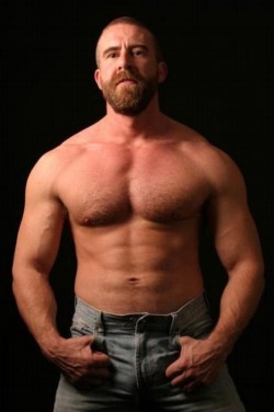 Follow my two hairy men blogs:http://sambrcln.tumblr.comhttp://hairysex.tumblr.com