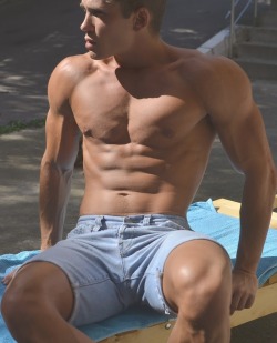 Hot, Beefy, Sexy, Muscular Men for YOU