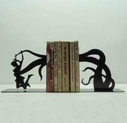 octopusthingz:   Share with your favorite bookworm 📚  Follow