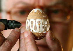 tepitome:  Egg art 