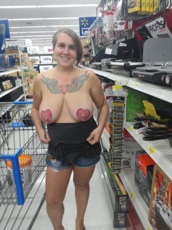 celestewoodrow:  Wal mart boob flash 