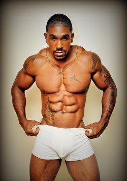 dcnupe:  beautifulblackmenfromphilly:  http://beautifulblackmenfromphilly.tumblr.com/