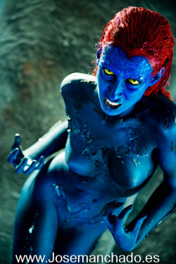 nerdybodypaint:  Body paint mystique x-men 2