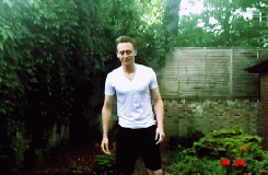 black-nata:  Tom Hiddleston getting doused with ice for ALS —