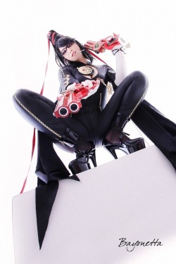 cosplayfanatics:  Bayonetta Cosplay By Daran-h Follow cosplayfanatics.tumblr.com for