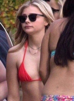 sexycelebssexy:  Submitted by a follower. Chloe grace moretz.