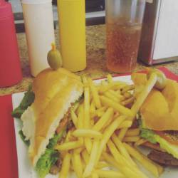 Chivito Sandwich 💯#cuban #sandwichshop #miami  (at Rico sandwich