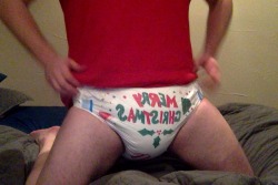 thediaperedengineer:  Decided to try making my own Christmas