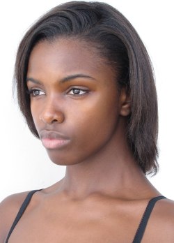 crystal-black-babes:  Brown Photo Model Digital: Leomie Anderson