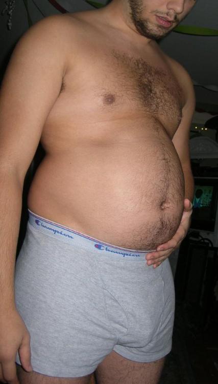 fattynco:  adiposexxxl:  Great to see a hot guy letting himself go :-))  ….and clearly enjoying it ;) 