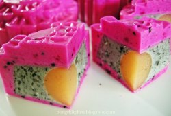 im-horngry:  Vegan Mooncakes - As Requested! XDragon Fruit Mooncakes