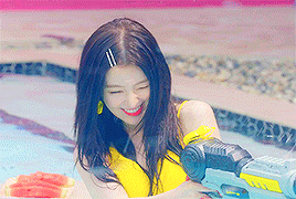 thebaechu:irene x the red summer vacation