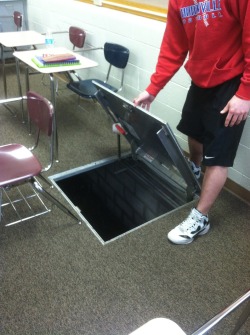 tylerchokely:  kelseylx:  We discovered a trap door in class