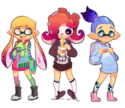 skaroyandhuggy:  I’ve been so into Splatoon and fashion lately