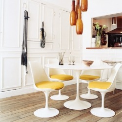 urbnite:  Tulip Collection By Eero Saarinen  [Side Chair] [Armchair]