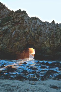 stayfr-sh:  Keyhole Rock