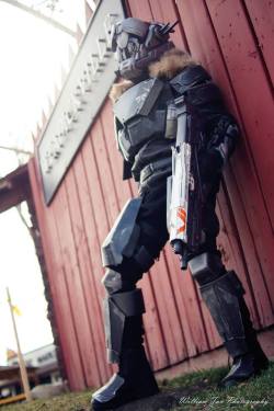 sharemycosplay:  #Cosplayer Rick Chan with a very cool Titan