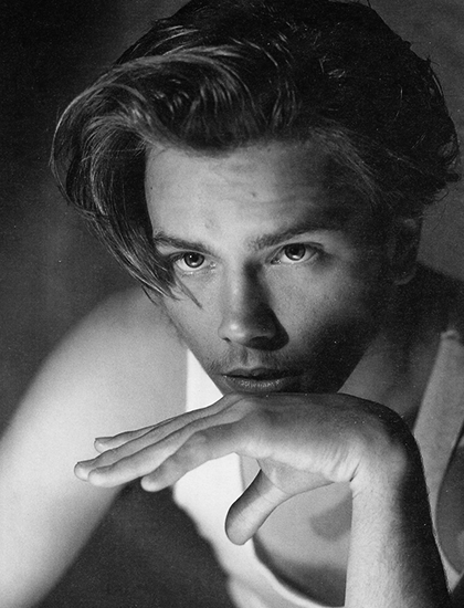 petersonreviews:  River Phoenix photographed by Bruce Weber for