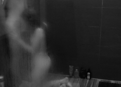 beauty-in-human-form:  Giving head in the shower is actually