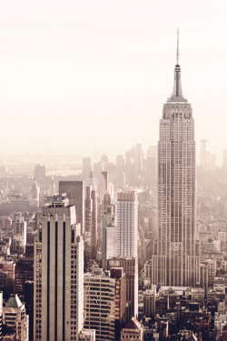 italian-luxury:Daydreaming of NYC