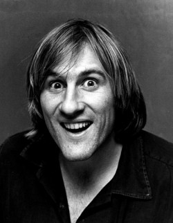 Maszületettfrancia:   Gérard Depardieu (1948)Halálos közellenség,