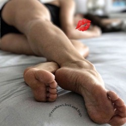 Sexy Feet And Toes