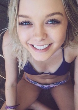 Lola (19 Photo)
