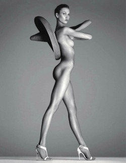 “Body by Kloss” Karlie Kloss photographed by Steven Meisel
