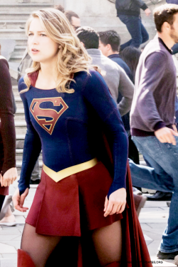 melissabenoistupdates:  Melissa Benoist || Supergirl 3.23 “Battle