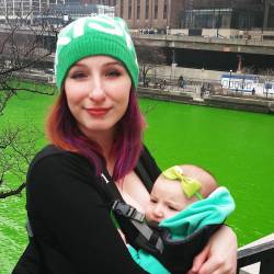 💚🌈🍀 (at Chicago Riverwalk)