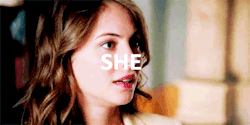 hollandwillah:  She’s a Queen, after all.