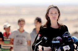 iheart-jolie:    Angie visits Azraq refugee camp in Jordan,09