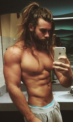 male-and-others-drugs:   Brock O’Hurn shirtless