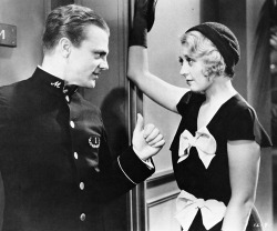 1930sglamourandstyle:Jimmy Cagney and Joan Blondell https://painted-face.com/