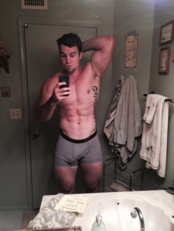 collegealpha:  Who is this guy because I want him