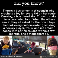 did-you-kno:  There’s a bus driver in Wisconsin who  crochets