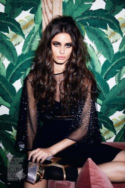 midnight-charm: Taylor Hill photographed by  Carin Backoff for